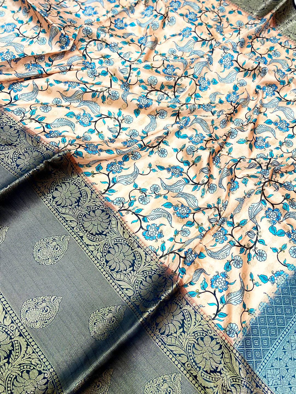 Off White Floral Printed Banarasi Silk Saree