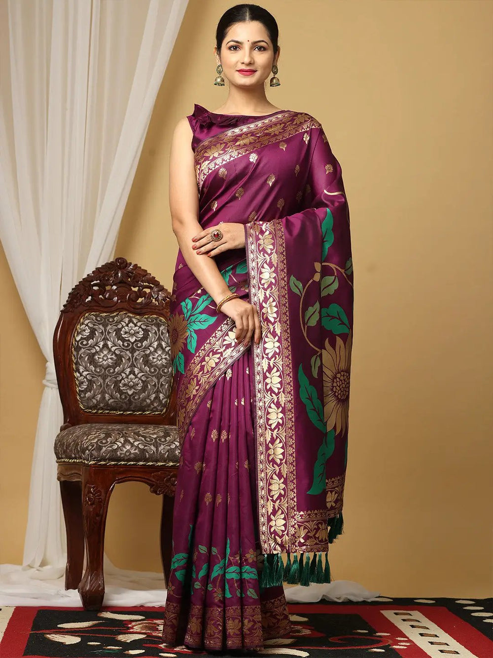  Banarasi Katan Silk Zari Desine Saree