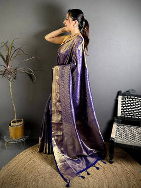 Vibrant Kanjivaram Self Gold Zari Weave Saree