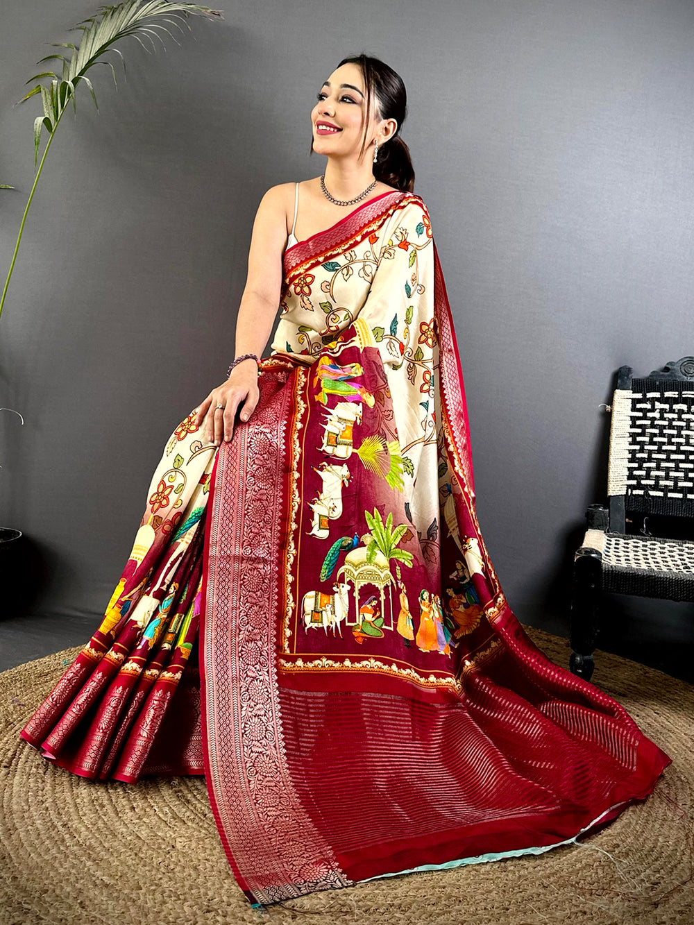 Graceful Self Zari Chex Viscose Dola Saree