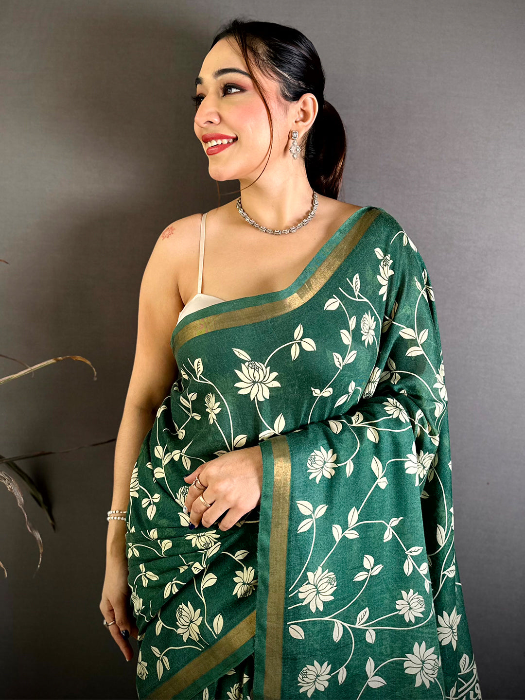 Green Leaf Printed Mul Cotton Saree