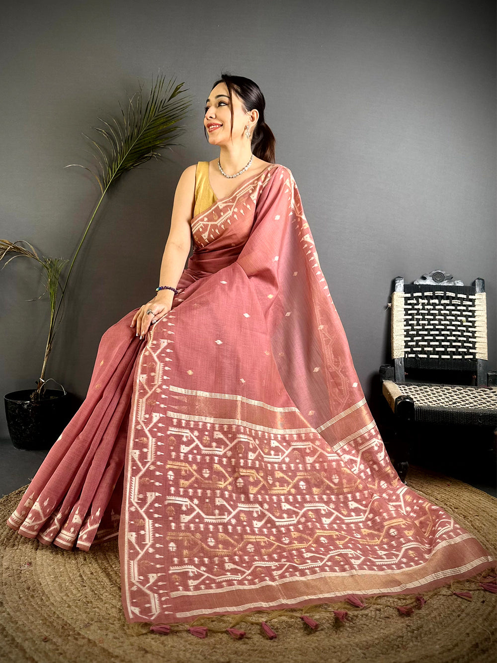 Royal Lakhani Linen Saree