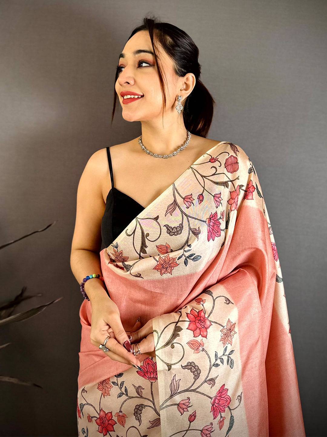 Stylish Floral Border Tussar Saree