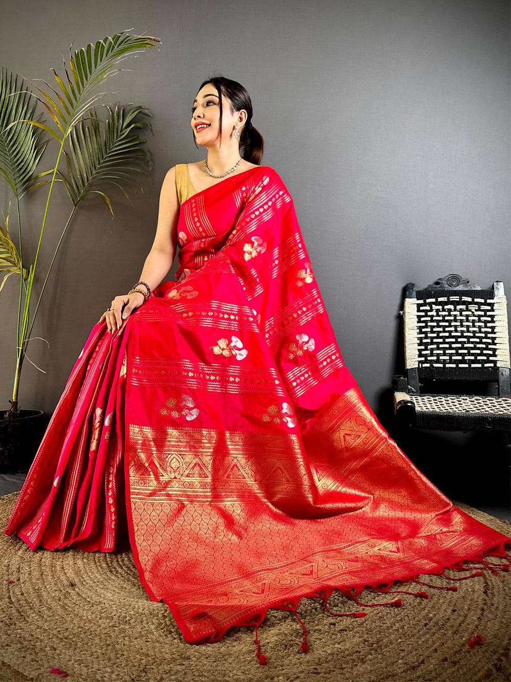 Red Sona Chandi Striped Silk Saree