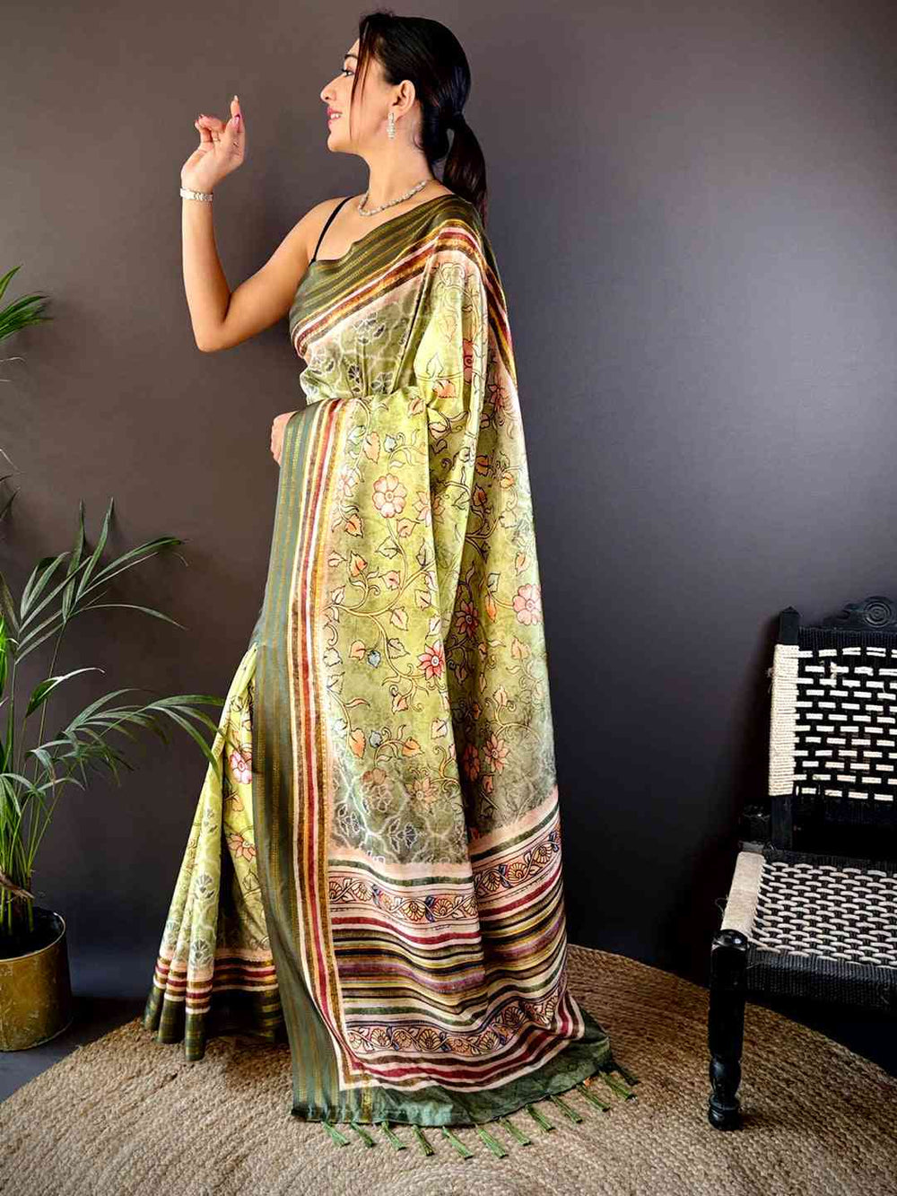 Pista Kalamkari Floral Printed Silk Saree