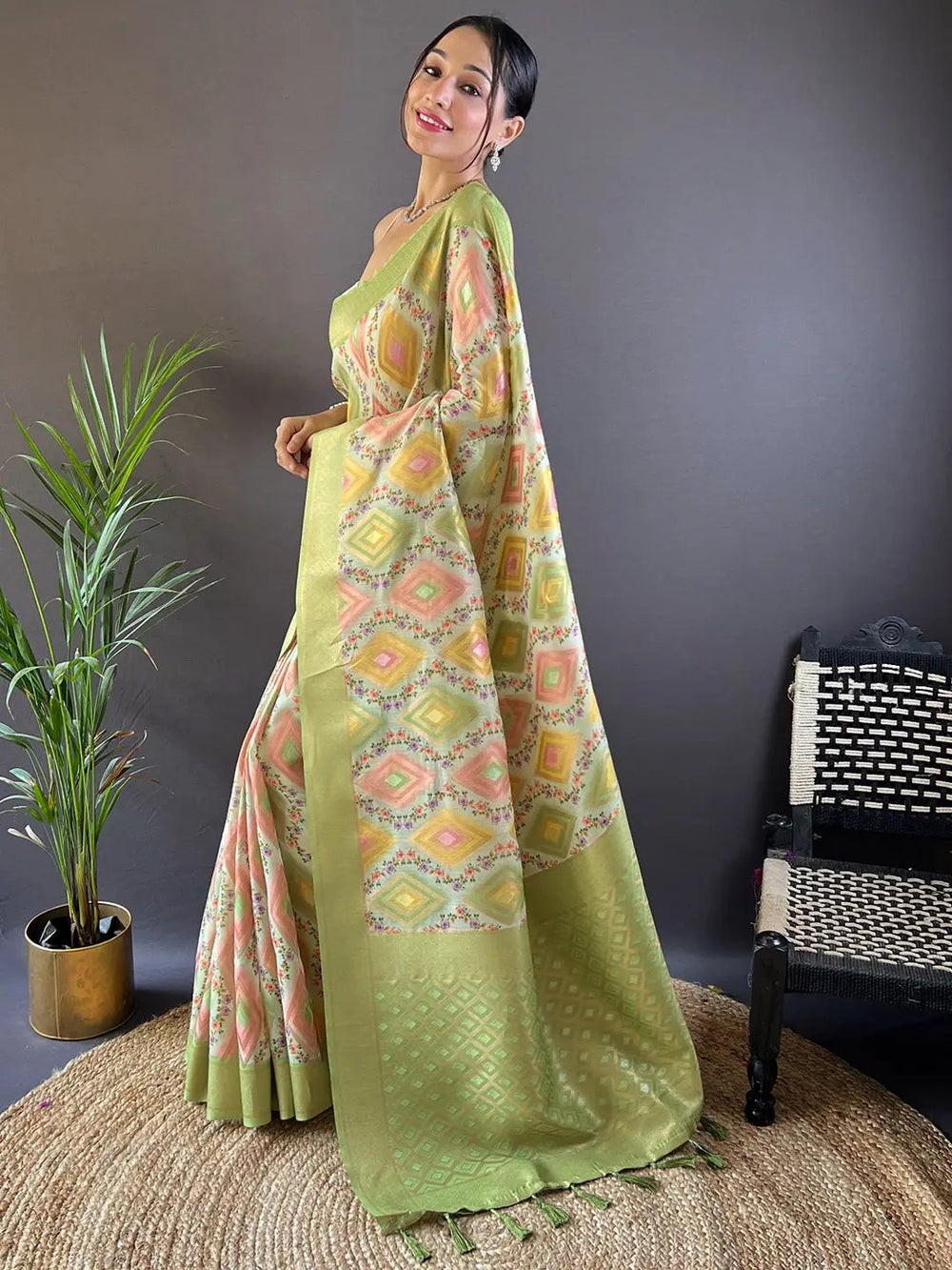 Side view of Jade Green Flower Vely Print Banarasi Saree.