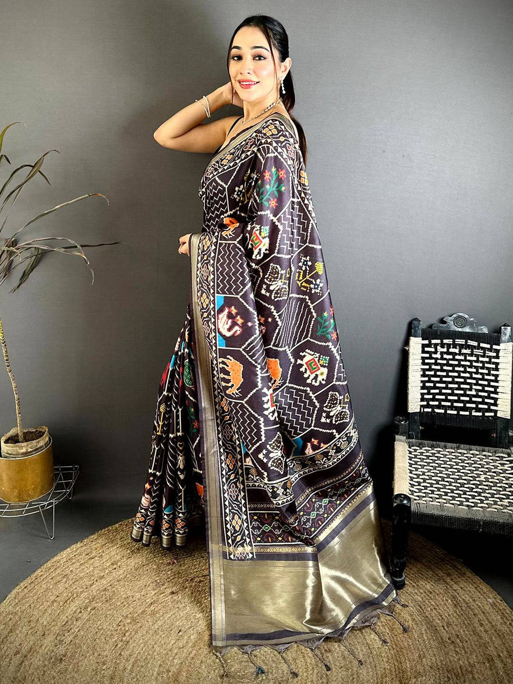 Celebrity Gold Lakda Patta Kalamkari Saree