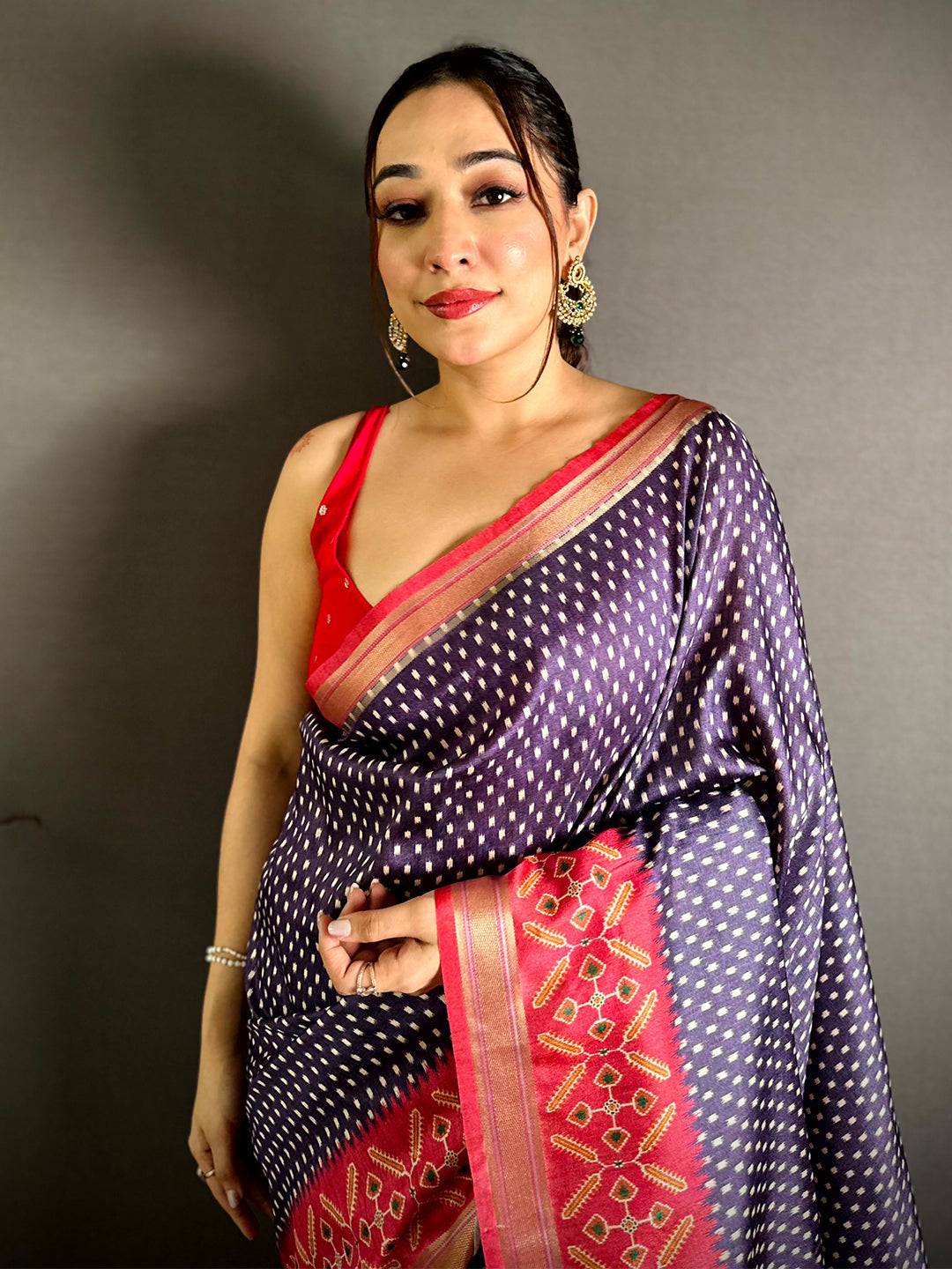 Stylish Ikkat Gaji Lakda Patta Silk Saree