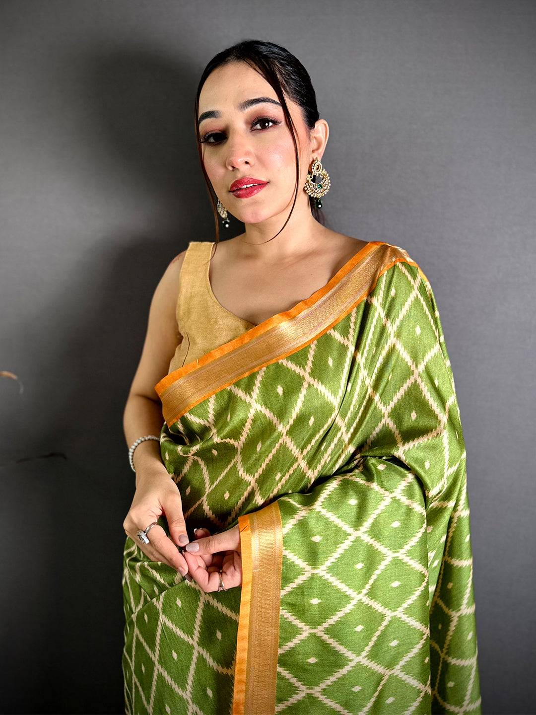 Artisan Gaji Lakda Patta Ikkat Saree
