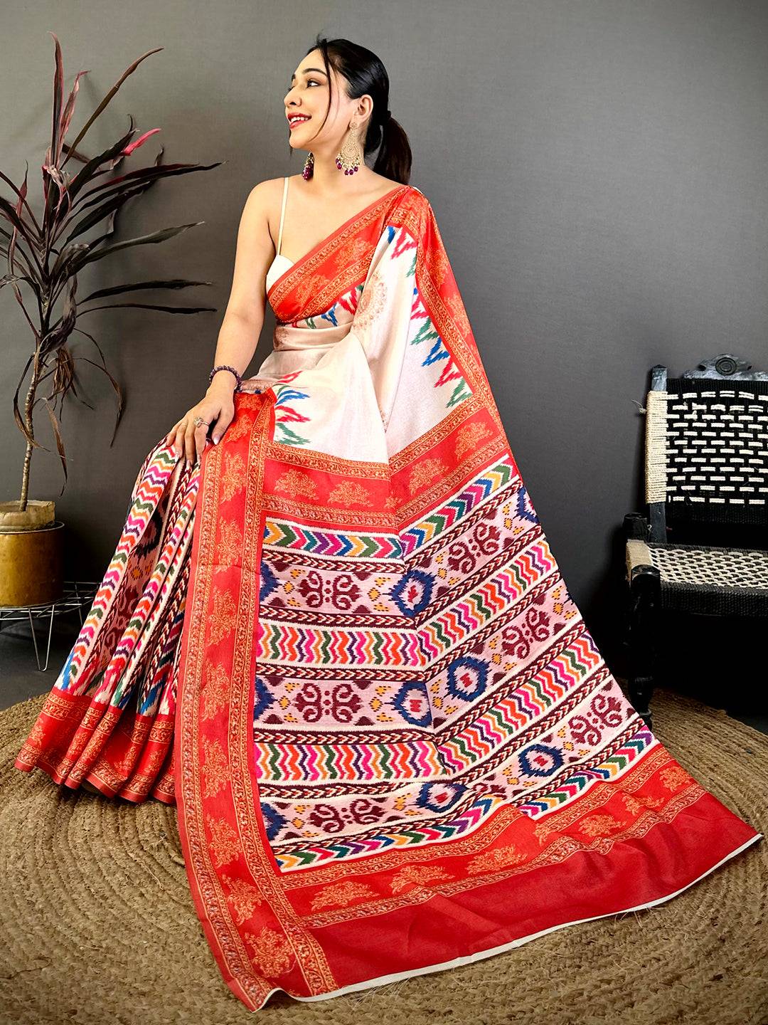 Ivory Tanjore Ikkar Digital Tussar Saree