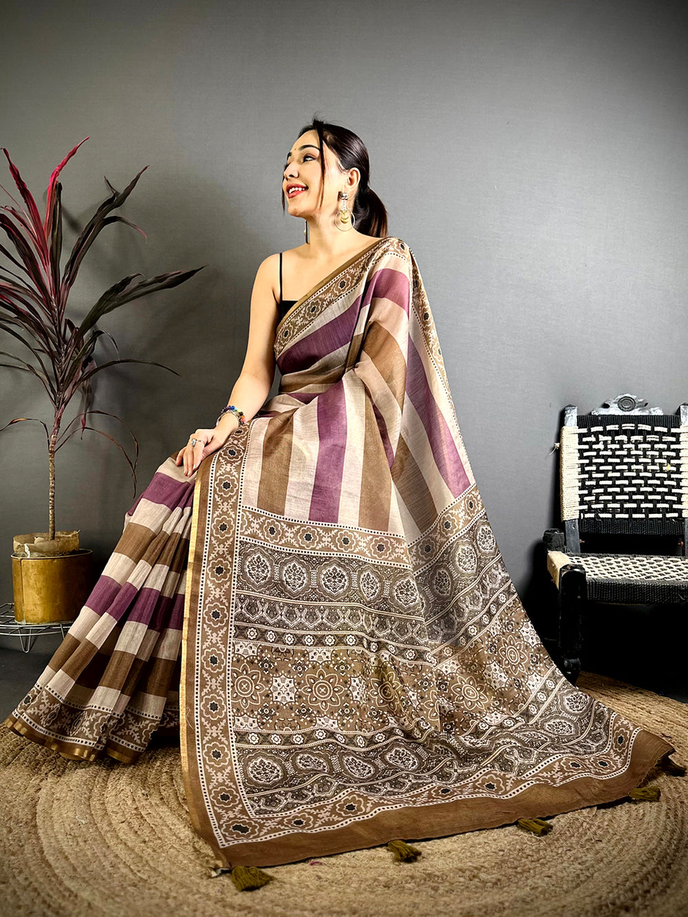 Heritage Stripe Linen Chanderi Saree


