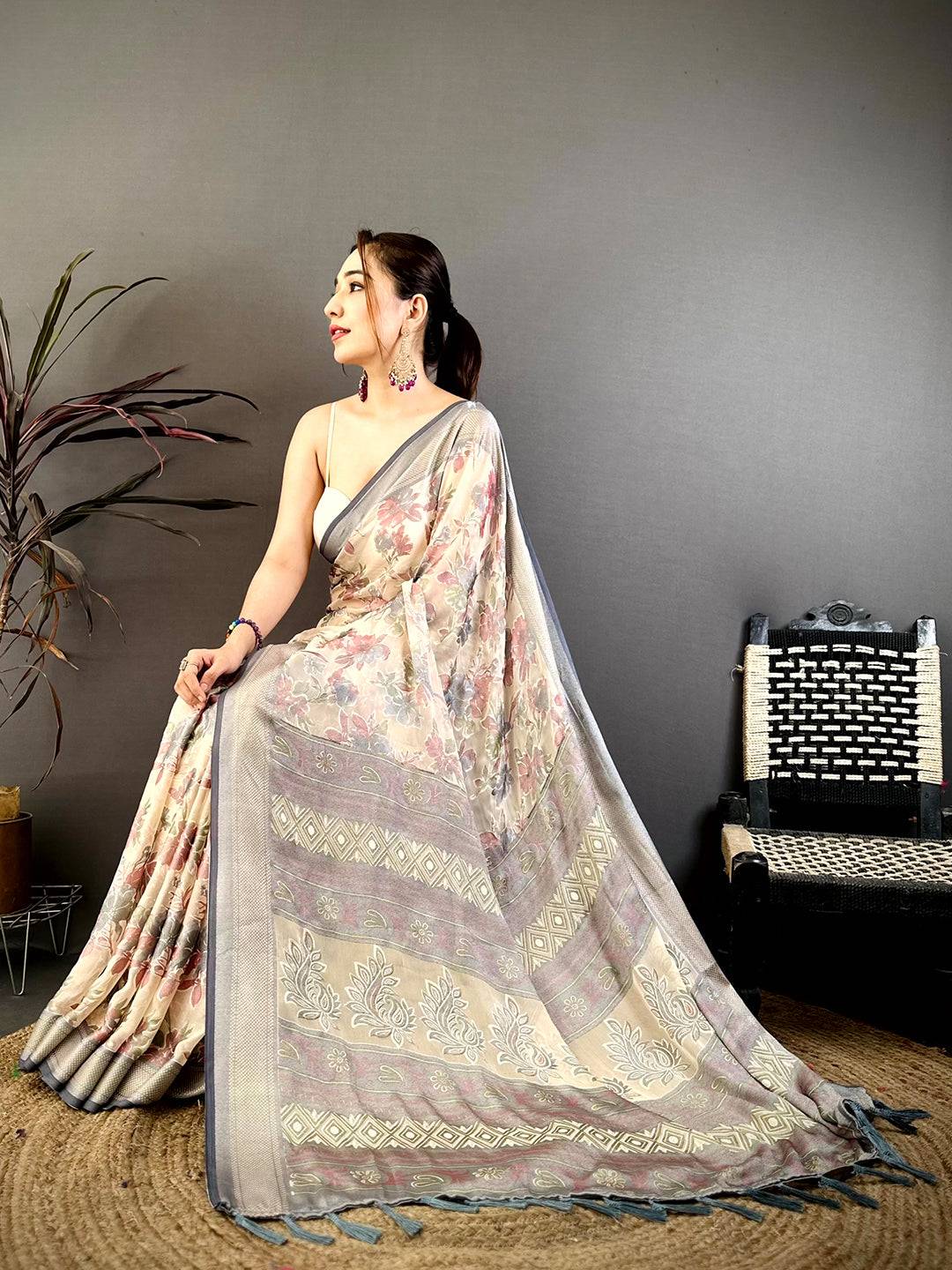 Exclusive Brasso Floral Weaving Saree