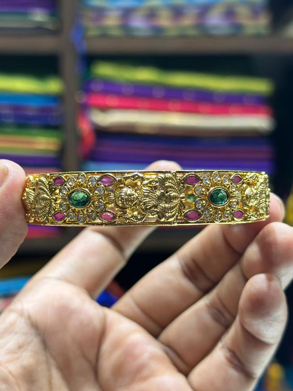 Antique Gold Stone Bangle