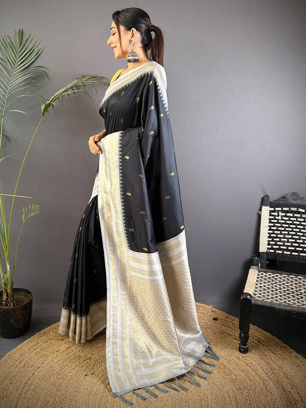 Royal Black Soft Silk Gadwal Saree