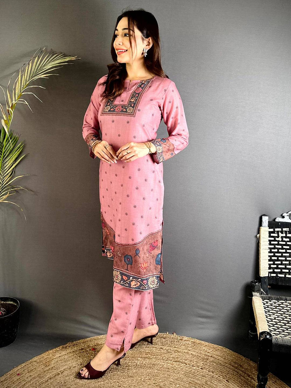 Round Neck Kalamkari Art Kurti


