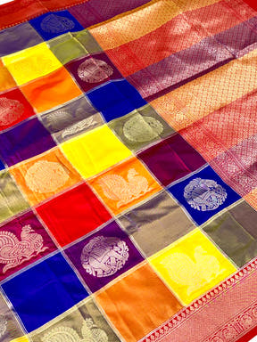 Palum Pazhamum Checks Soft Silk Saree