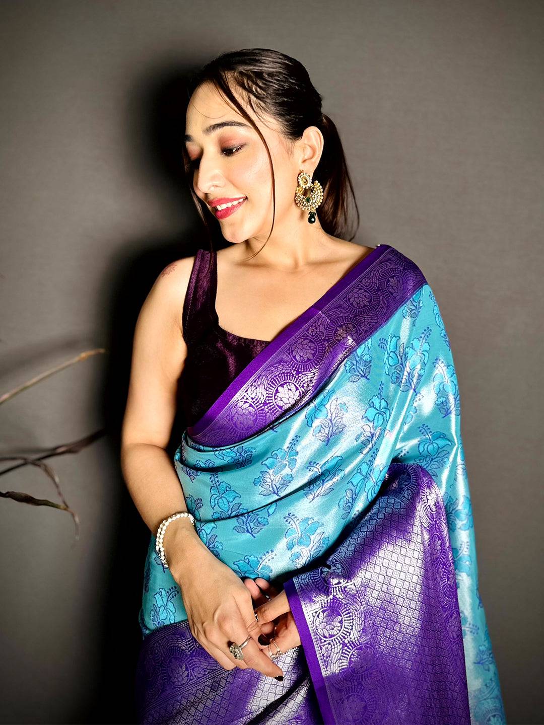 Vibrant Zari One Gram Tissue Kanchi Saree