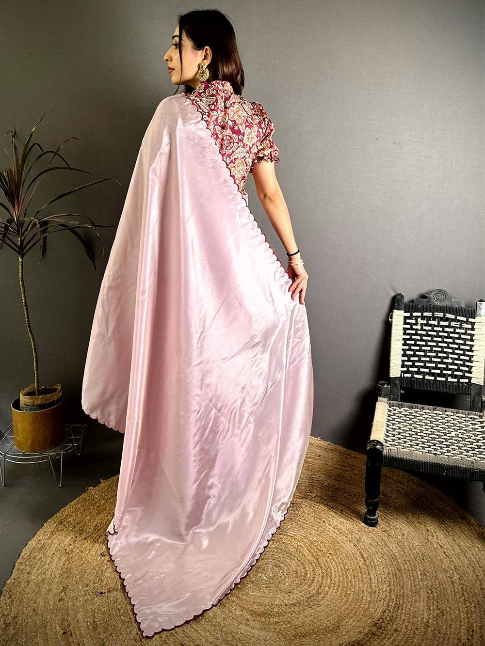 Artisan Contrast Printed Blouse Silk Saree