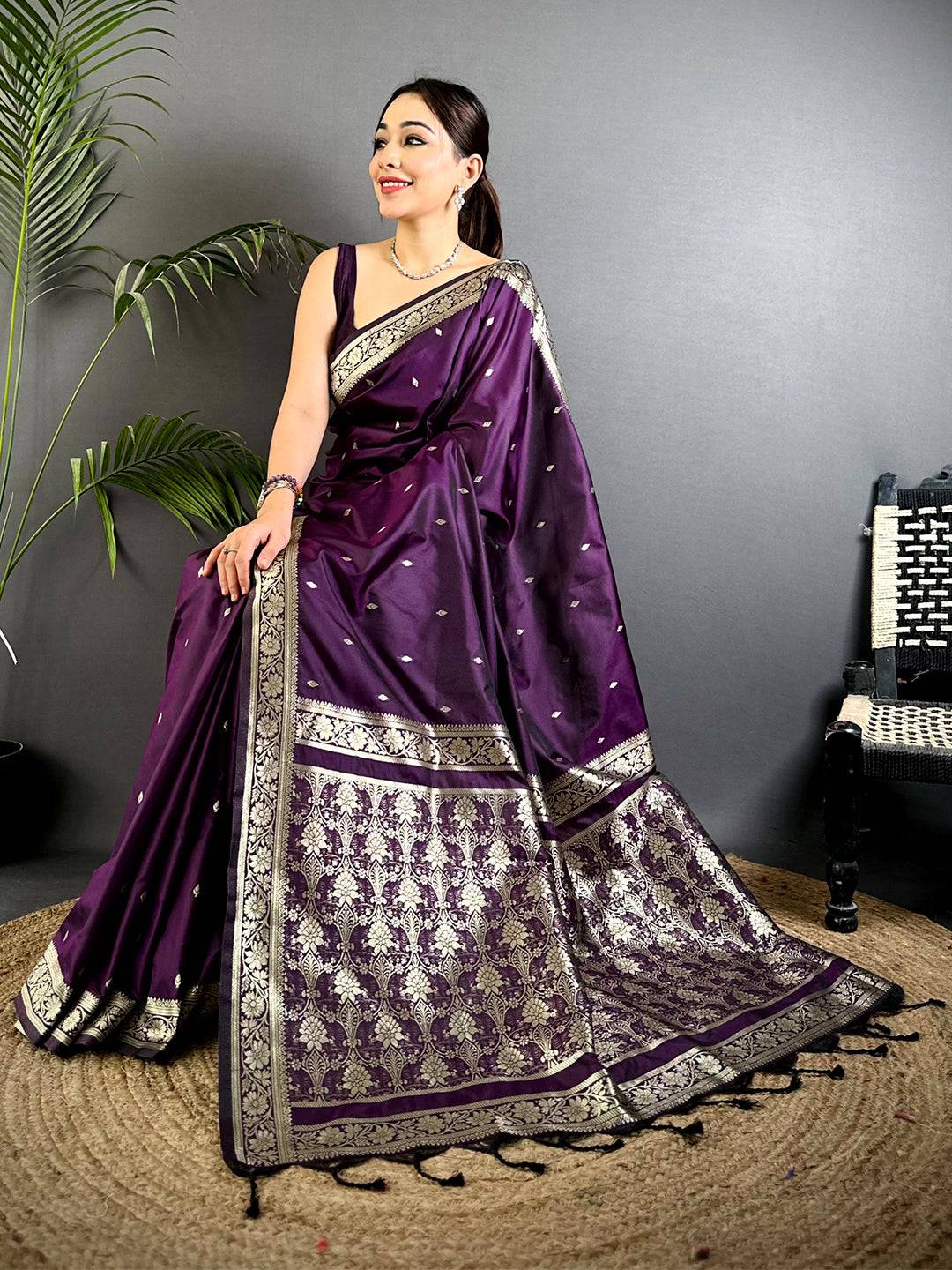 Magenta Celebrity Wear Kanjivaram Saree