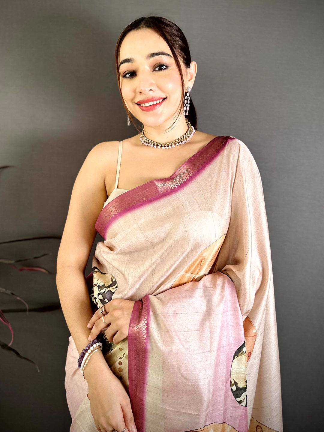 Artistic Sand Dollar Print Soft Tussar Saree
