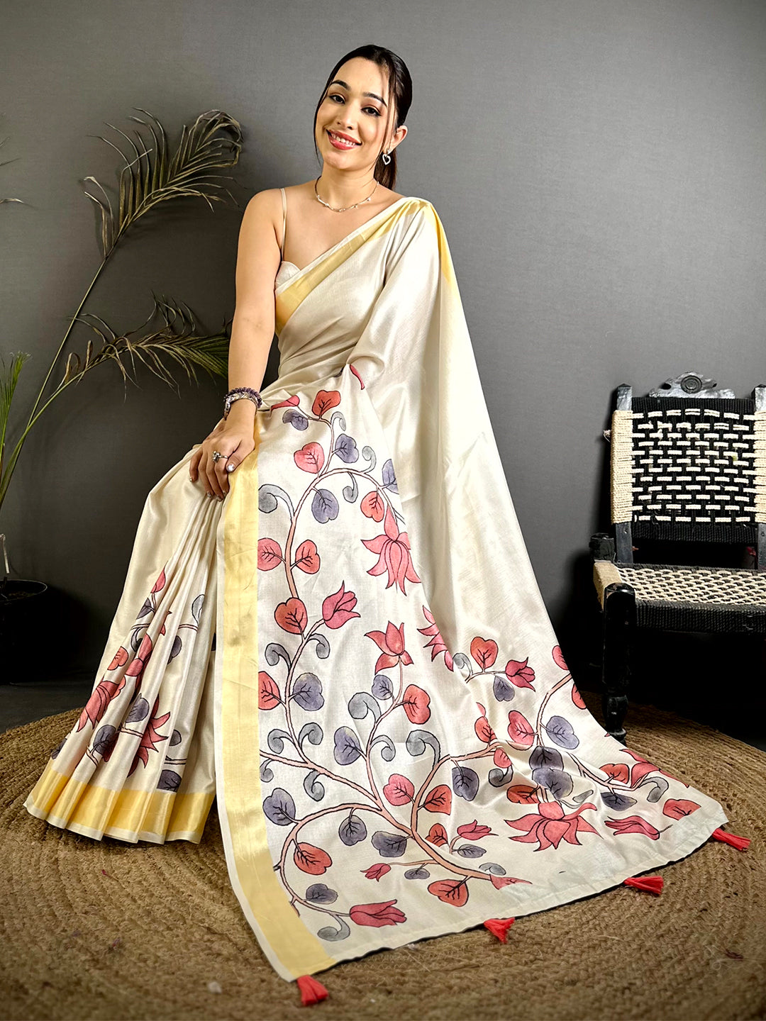Stylish Floral Kalamkari Khadi Silk Saree