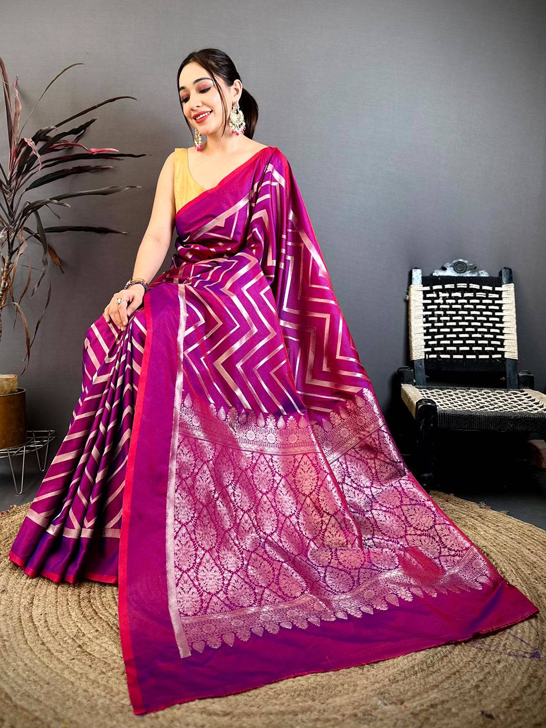 Rani Pink Geometric Zari Weave Banarasi Saree