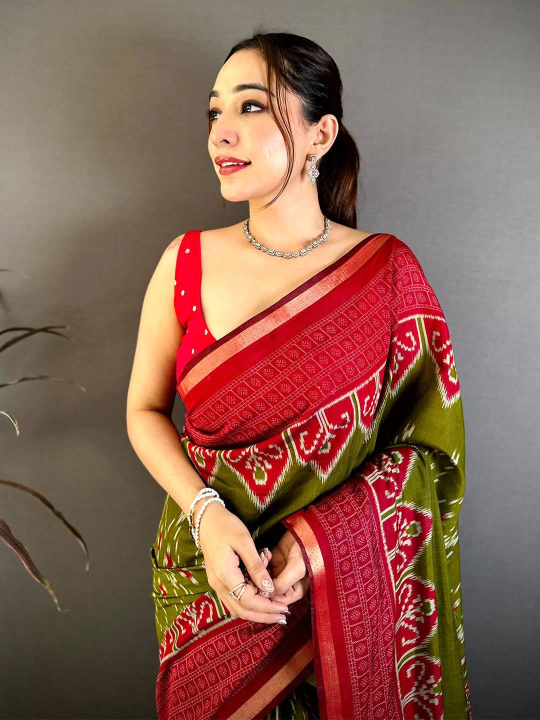 Olive Mul Cotton Ikkat Rudraksha Border Saree