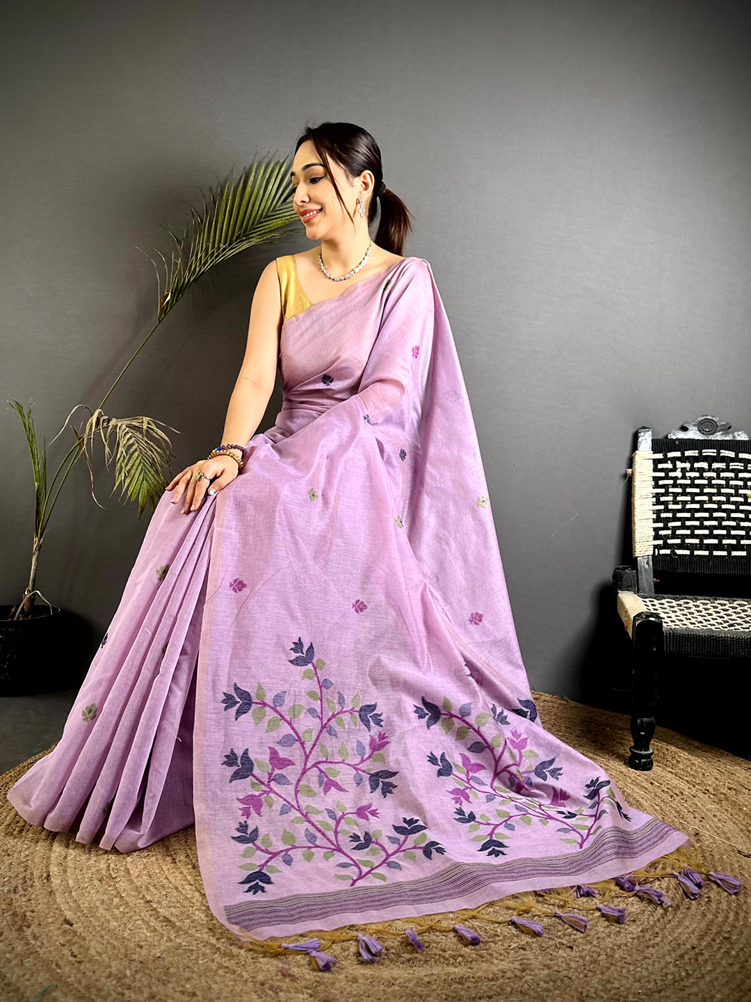 Lavender Jamdani Pallu Khadi Linen Saree