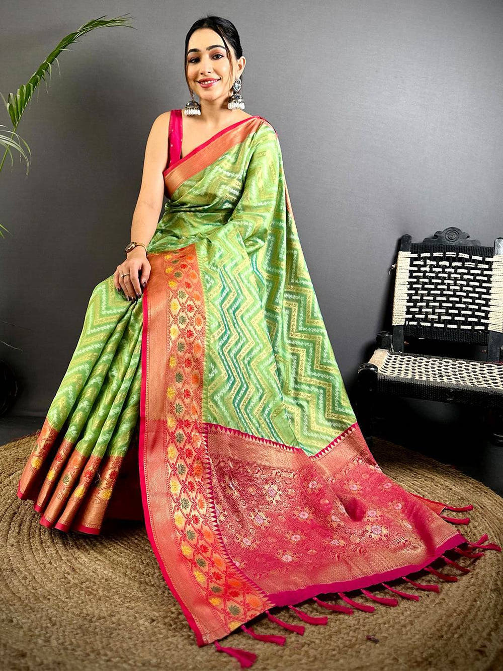 Green Banarasi Zic Zac Katan Silk Saree

