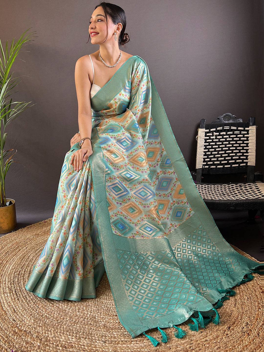 Mint green saree with modern flower vely print