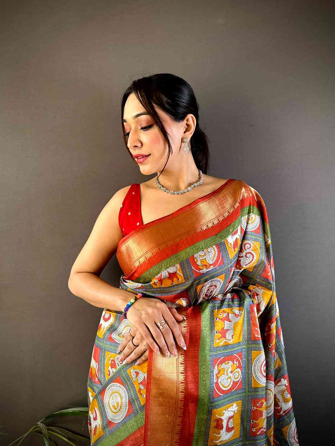 Grey Soft Silk Kalamkari Check Floral Print Saree