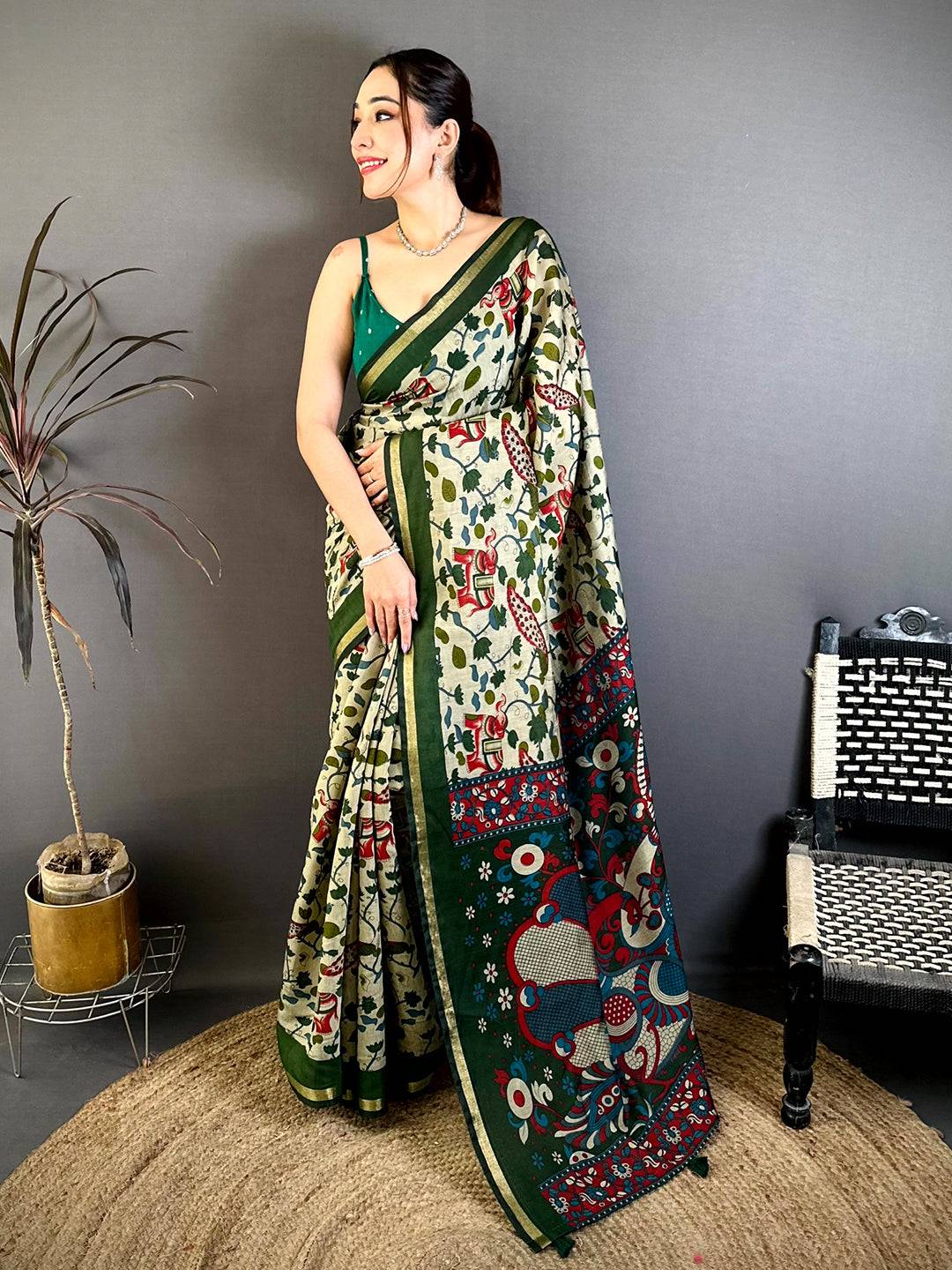 Radiant Mul Cotton Elephant Kalamkari Print Saree