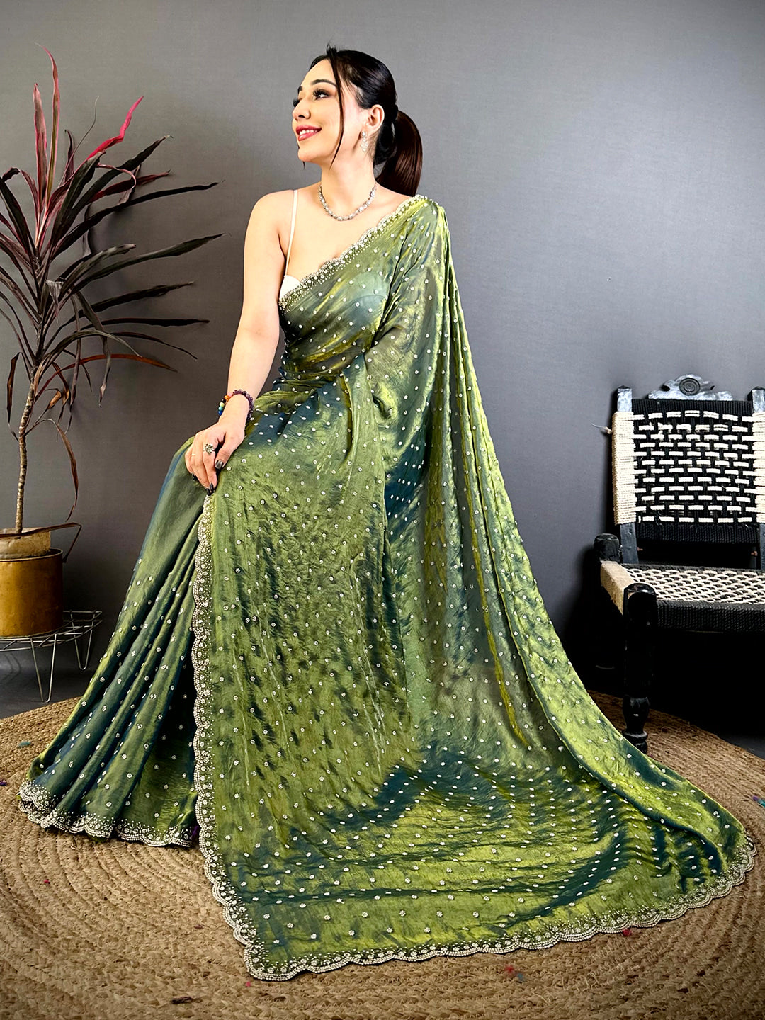 Royal Pearl Zircon Embellished Saree