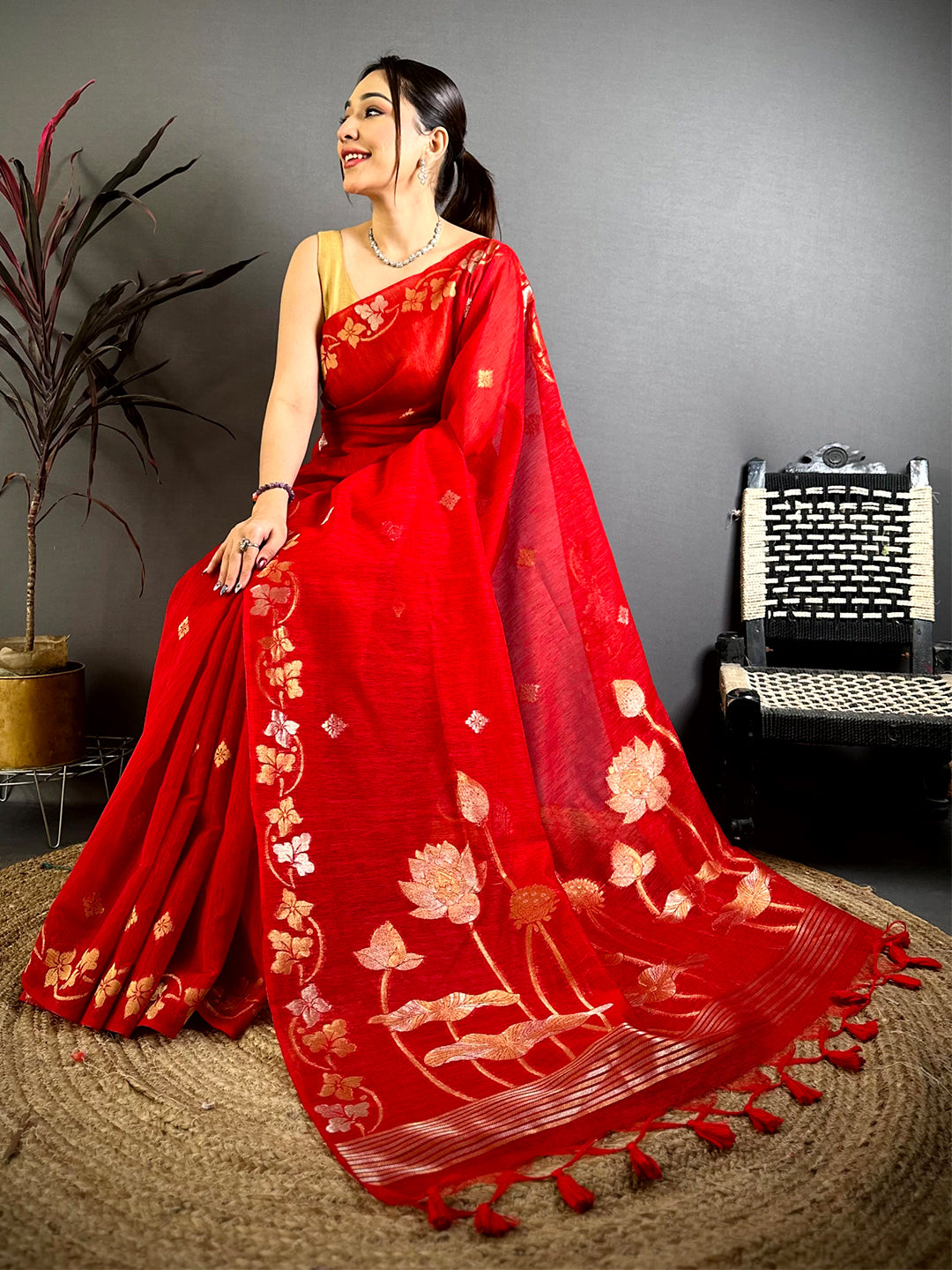Red Sona Chandi Munga Saree