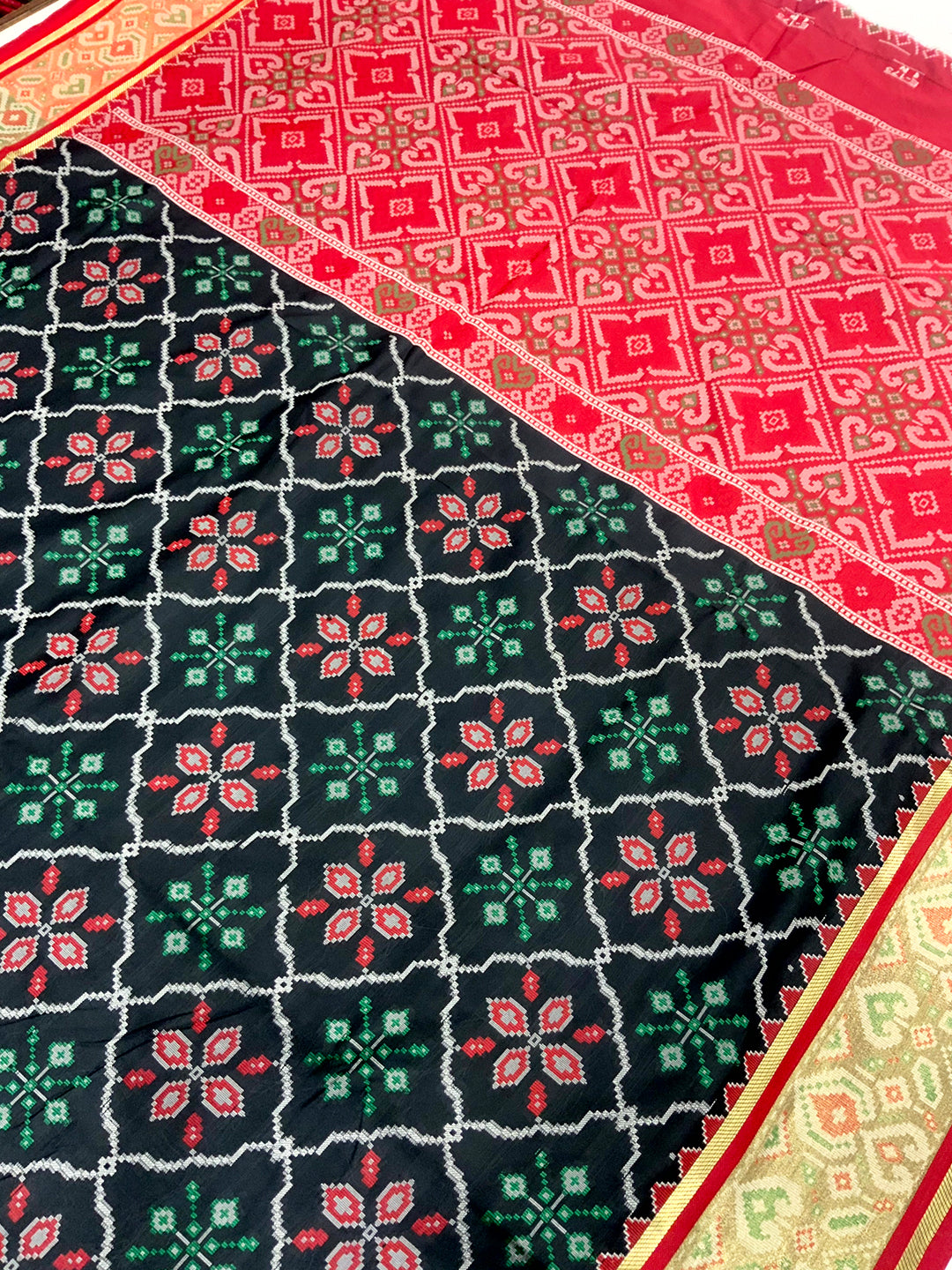 Opulent Pochampally Patola Silk Saree