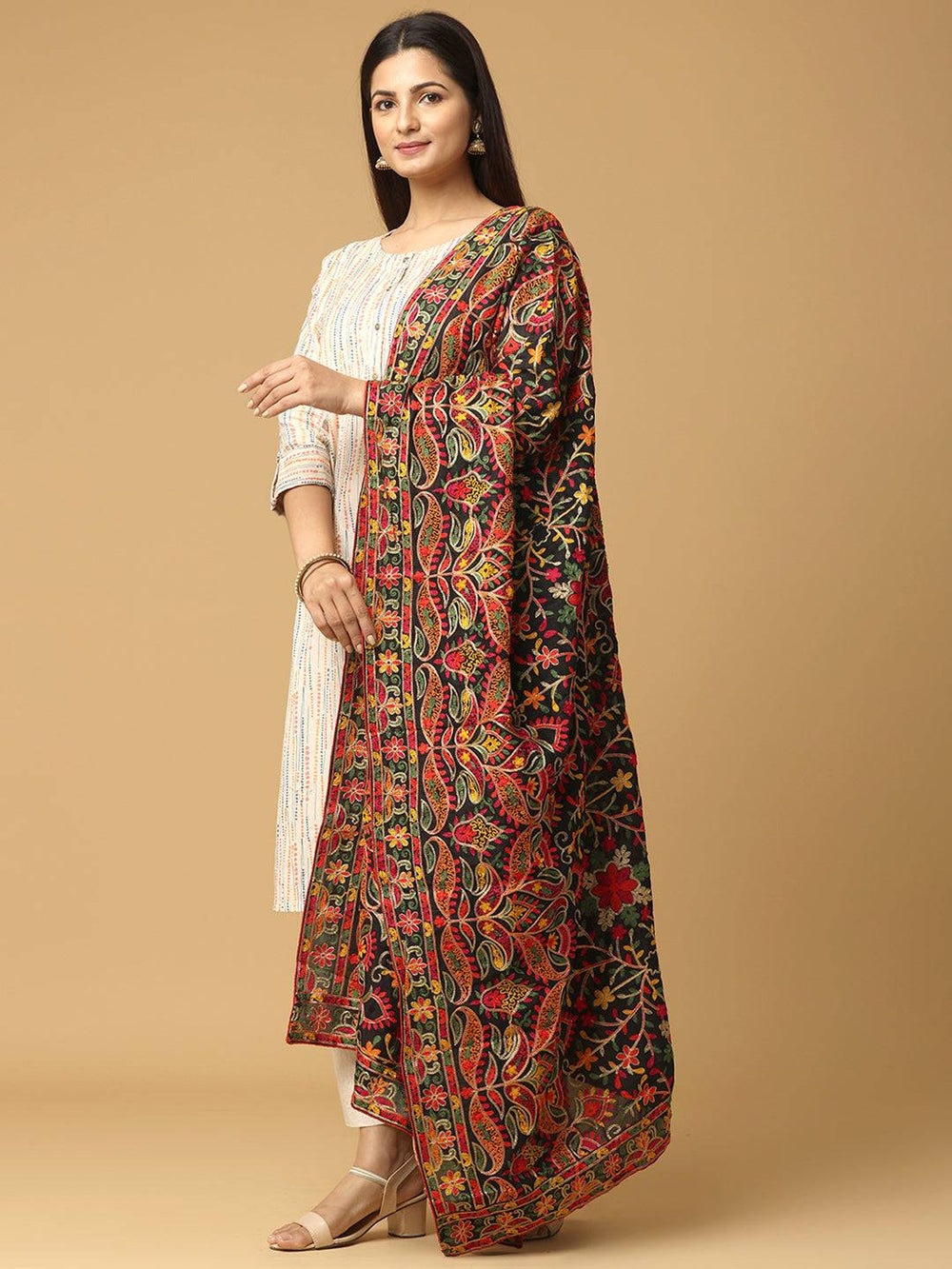 Full view of poly chiffon pashmina dupatta with detailed motifs