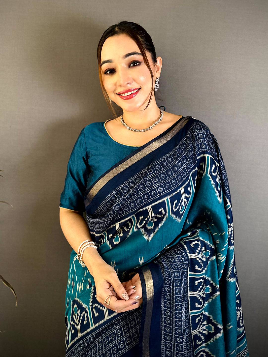 Teal Mul Cotton Ikkat Rudraksha Border Saree