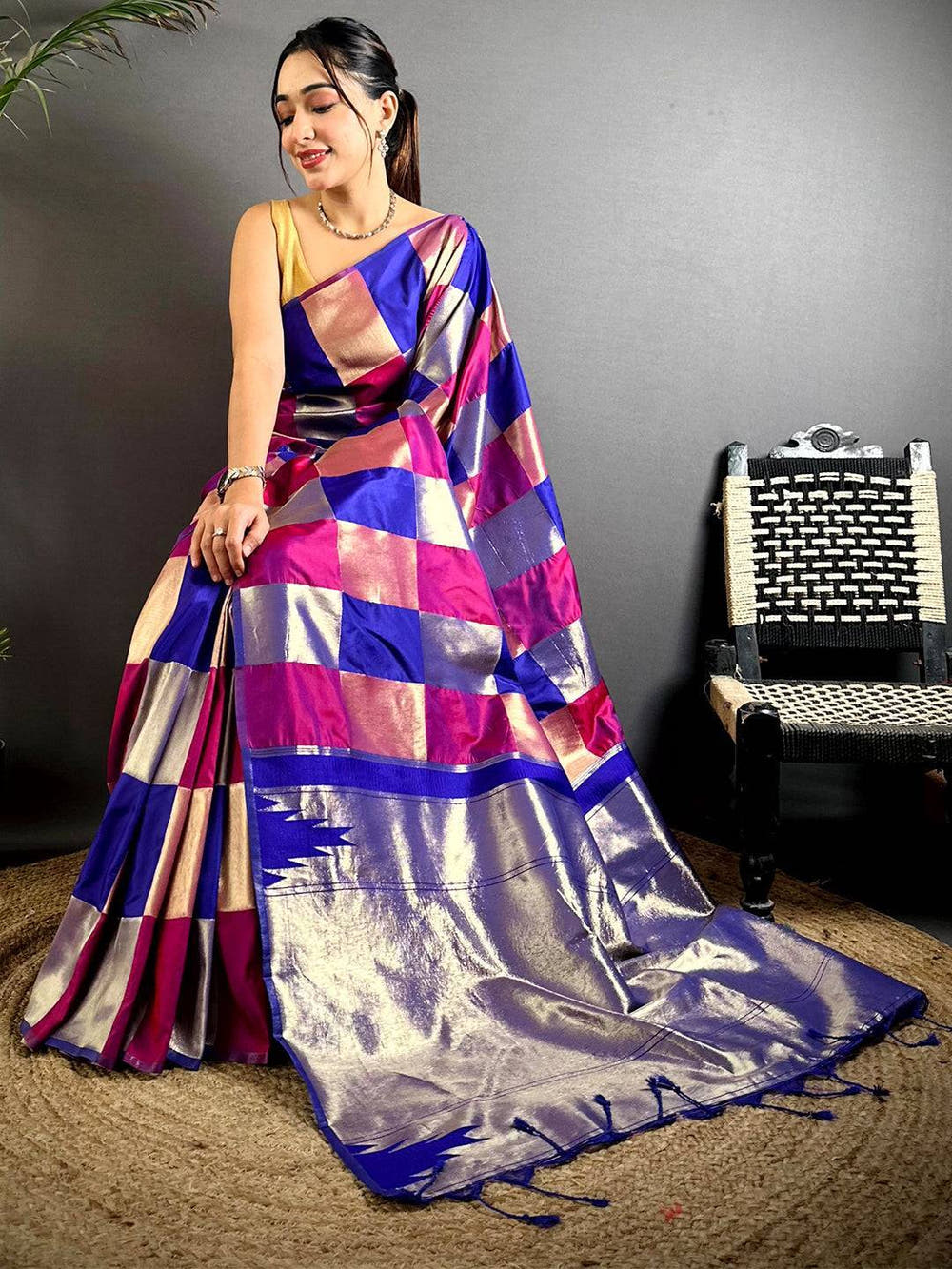 Square Grace Kanjivaram Silk Saree

