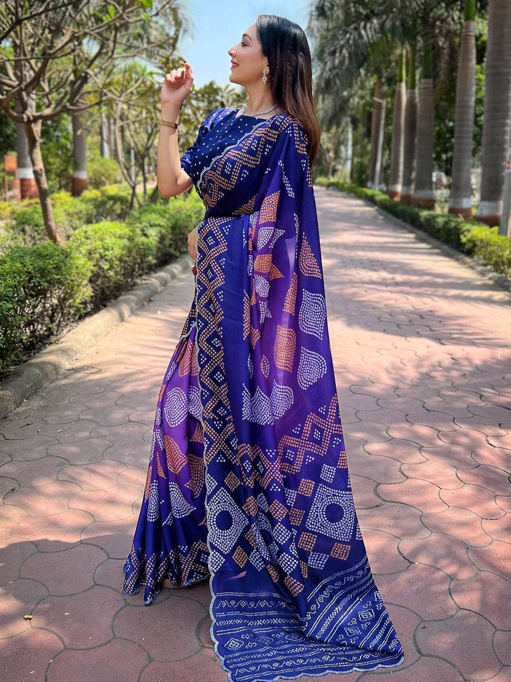 Georgette Silk Saree with Ombre Bandhej Print & Stone Work