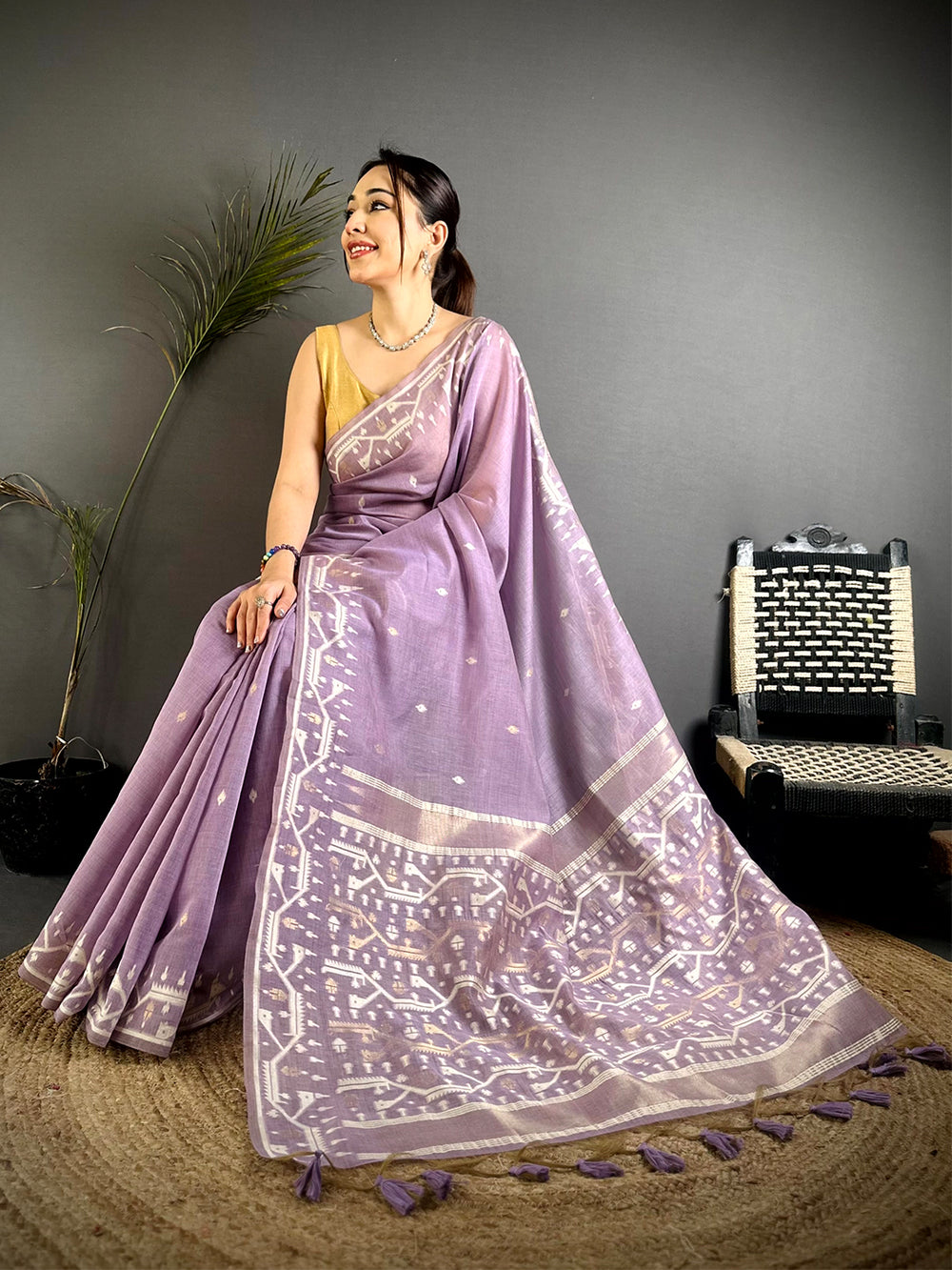 Elegant Lakhani Linen Saree