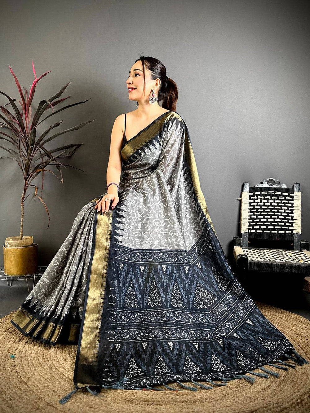 Black Pearl Ikkat Dola Silk Saree
