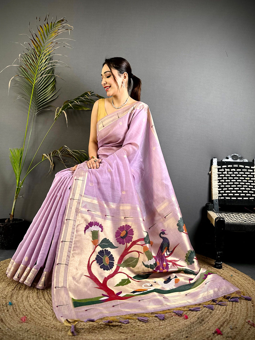 
Lavender Minakari Grace Khadi Linen Saree


