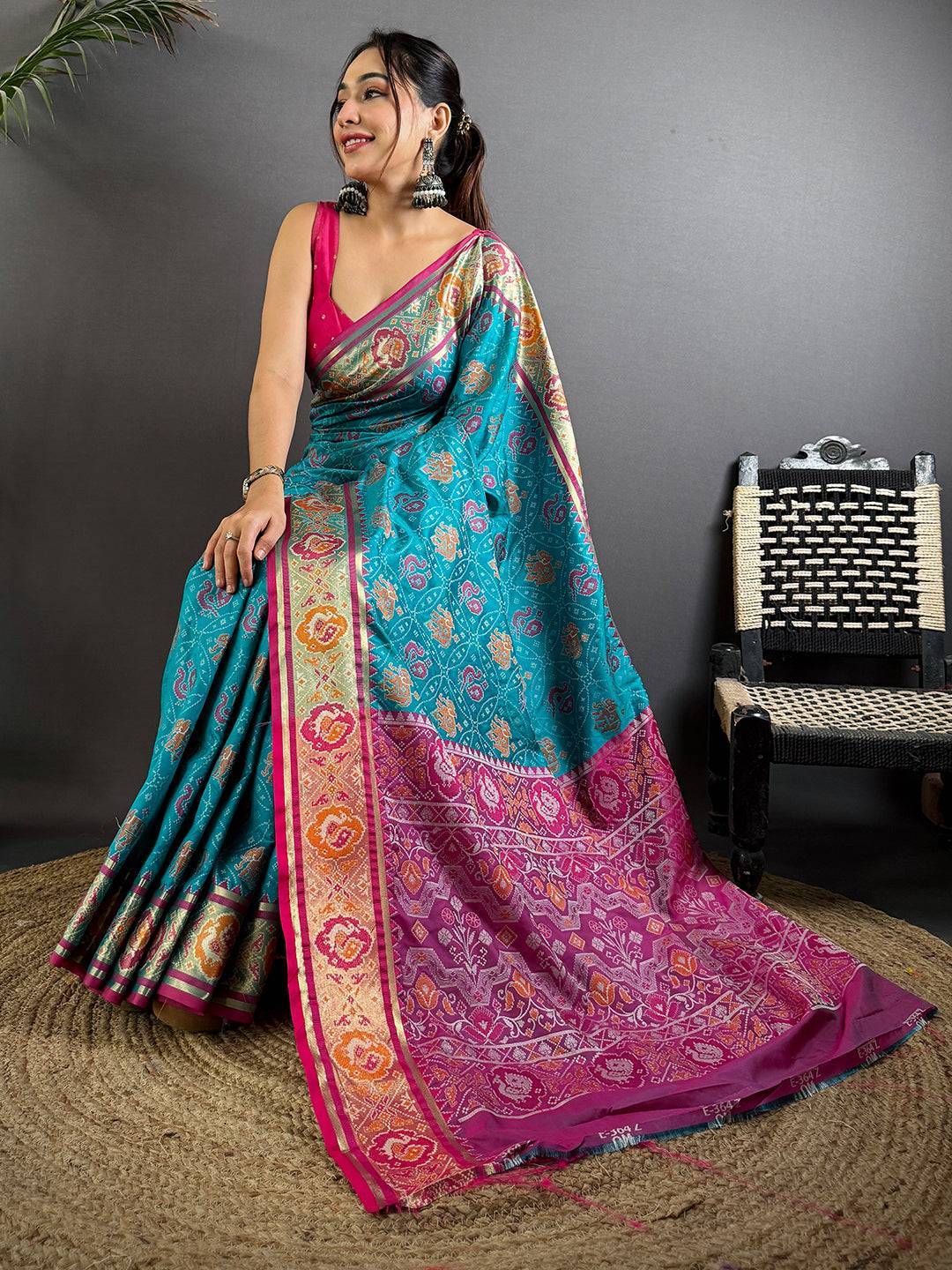 Elegant Rama Pochampally Patola Silk Saree

