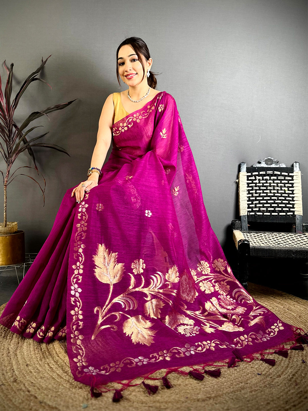 Wine Sona Chandi Khadi Ghicha Saree