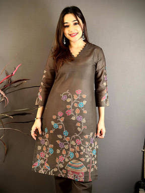 Mul Cotton Kantha Work V Neck Kurti