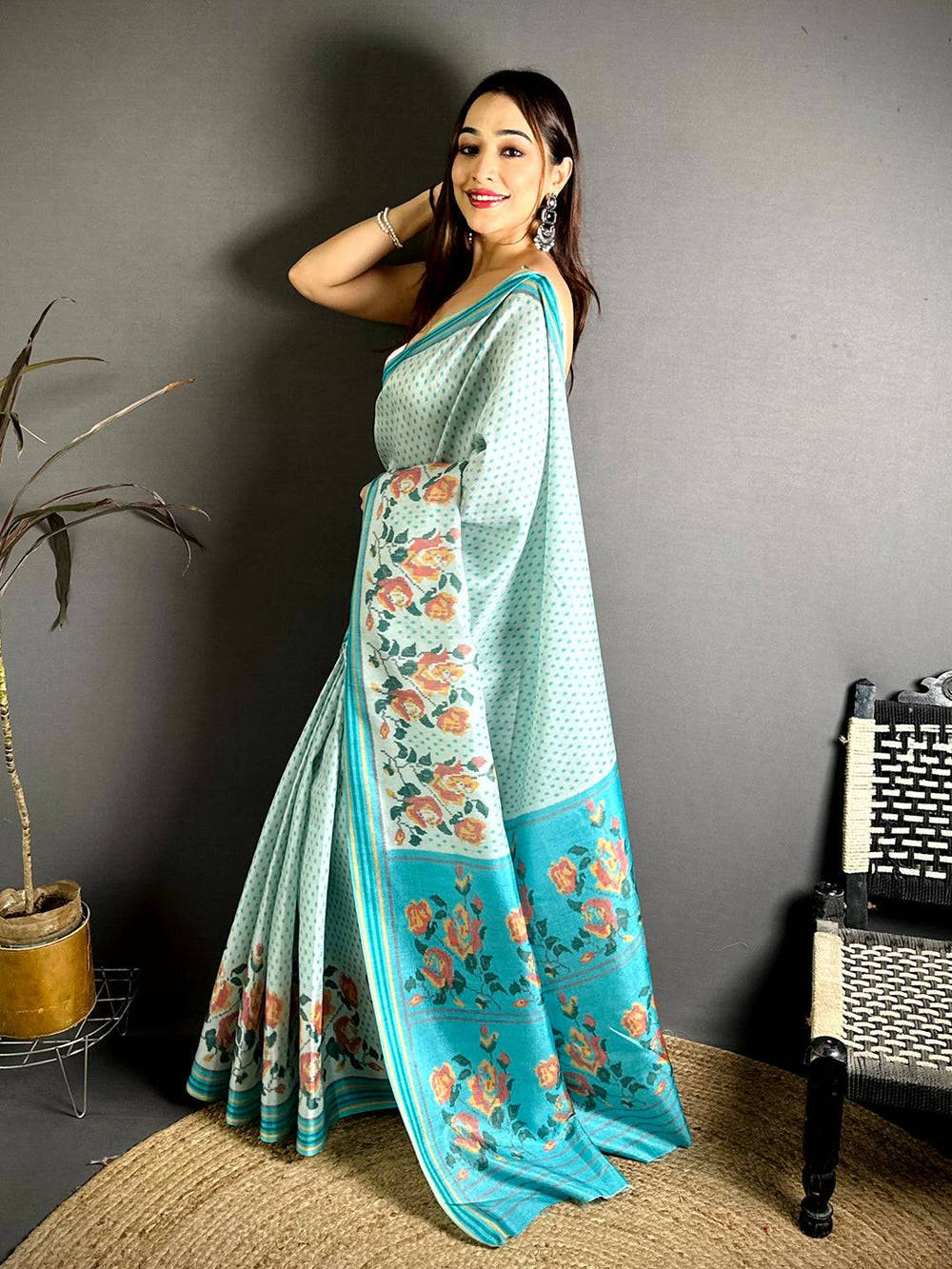 Artistic Ikkat Floral Print Tussar Saree