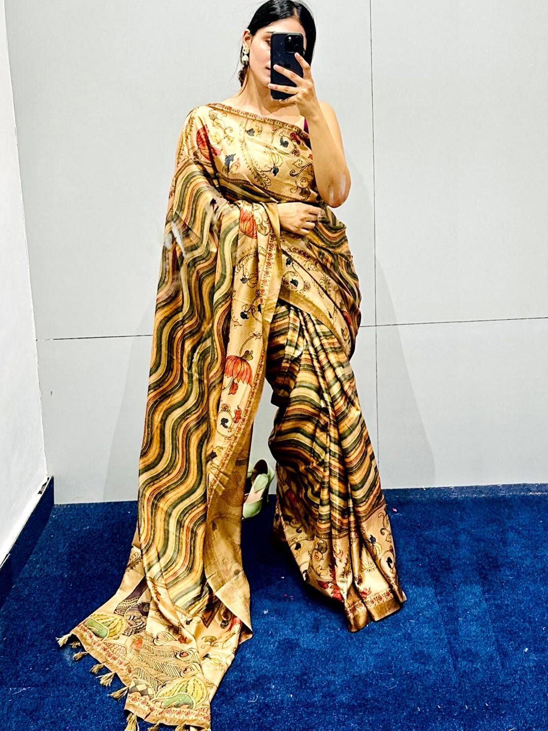 Stylish Olive Tussar Silk Saree featuring Kalamakri and Leheriya Print
