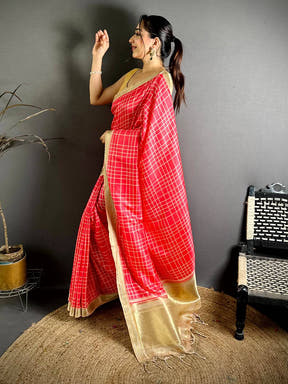 Soft Silk Checks Gaji Lakda Patta Saree