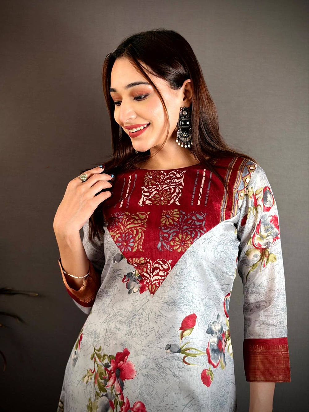 Soft Dola Silk Crew Neck Kurti