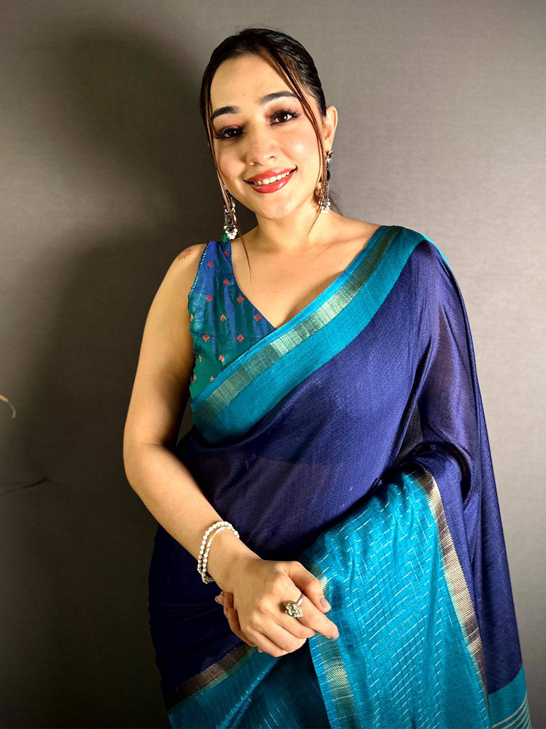 
Navy Soft Kota Crepe Contrast Border Saree